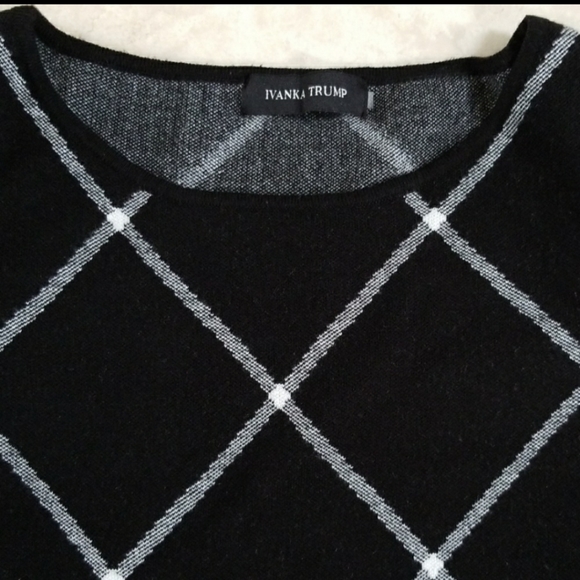 Ivanka Trump Black and White Top Size S/M - Picture 2 of 4
